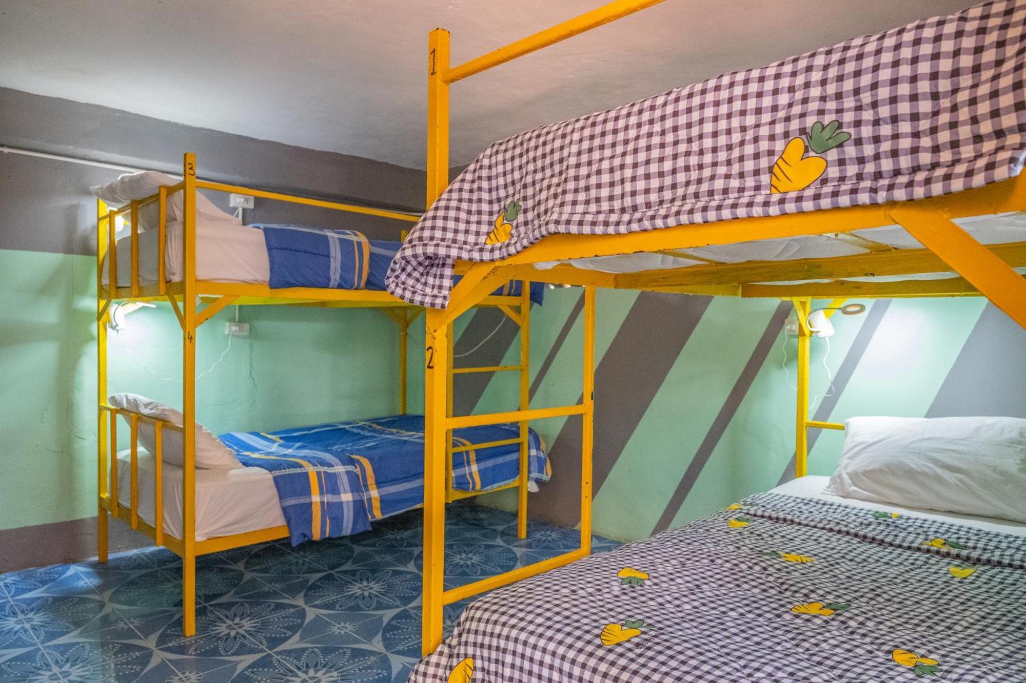Happy House Backpackers Pai Exterior foto