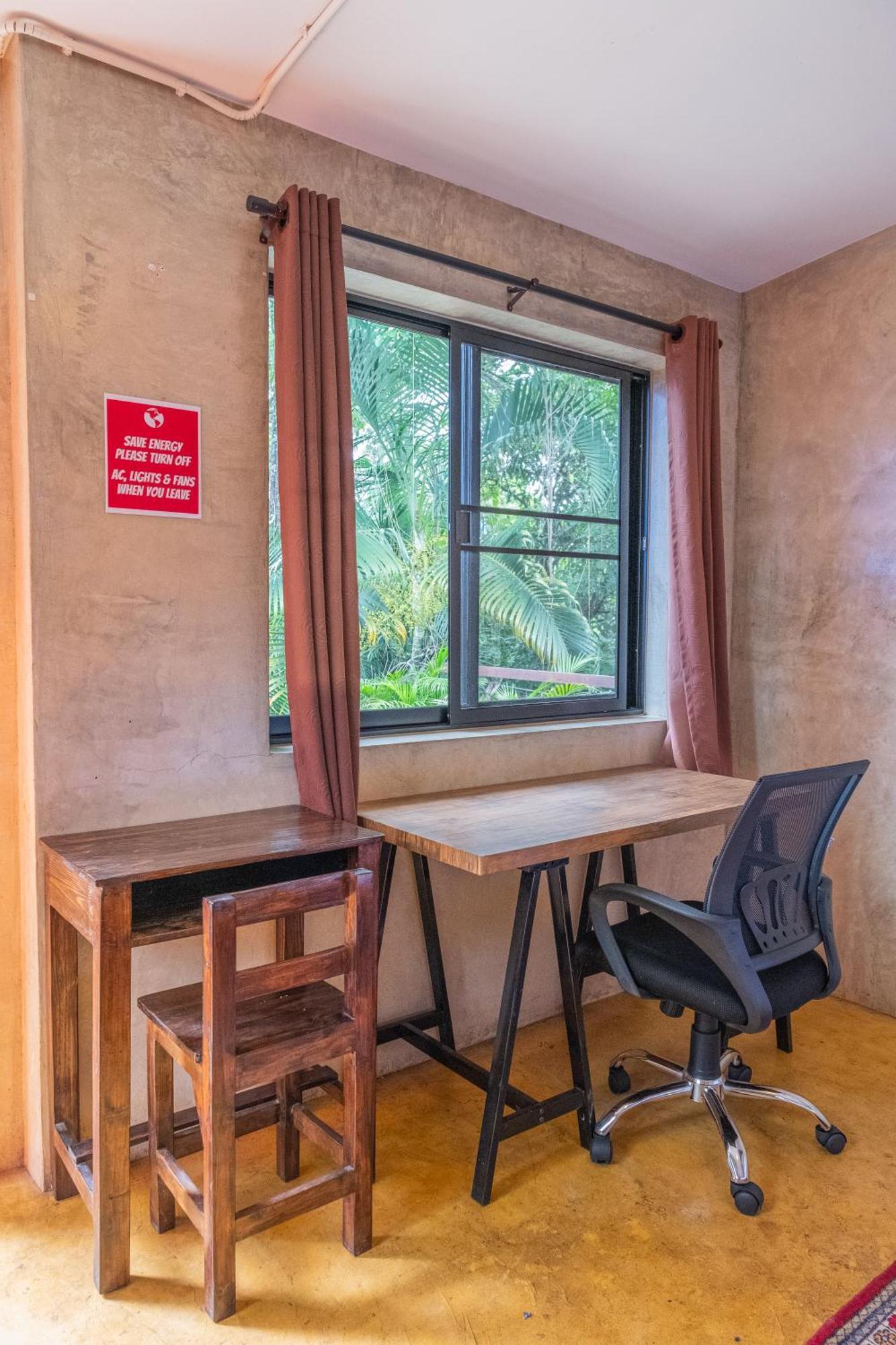 Happy House Backpackers Pai Exterior foto
