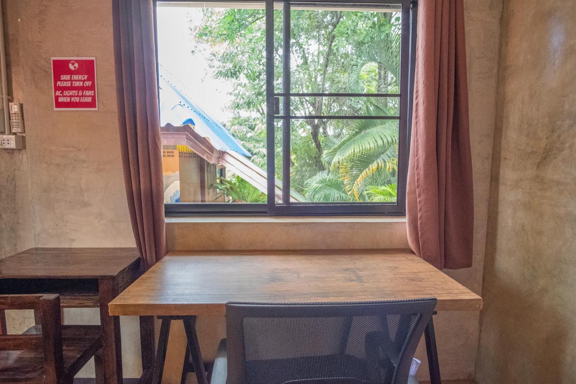 Happy House Backpackers Pai Exterior foto