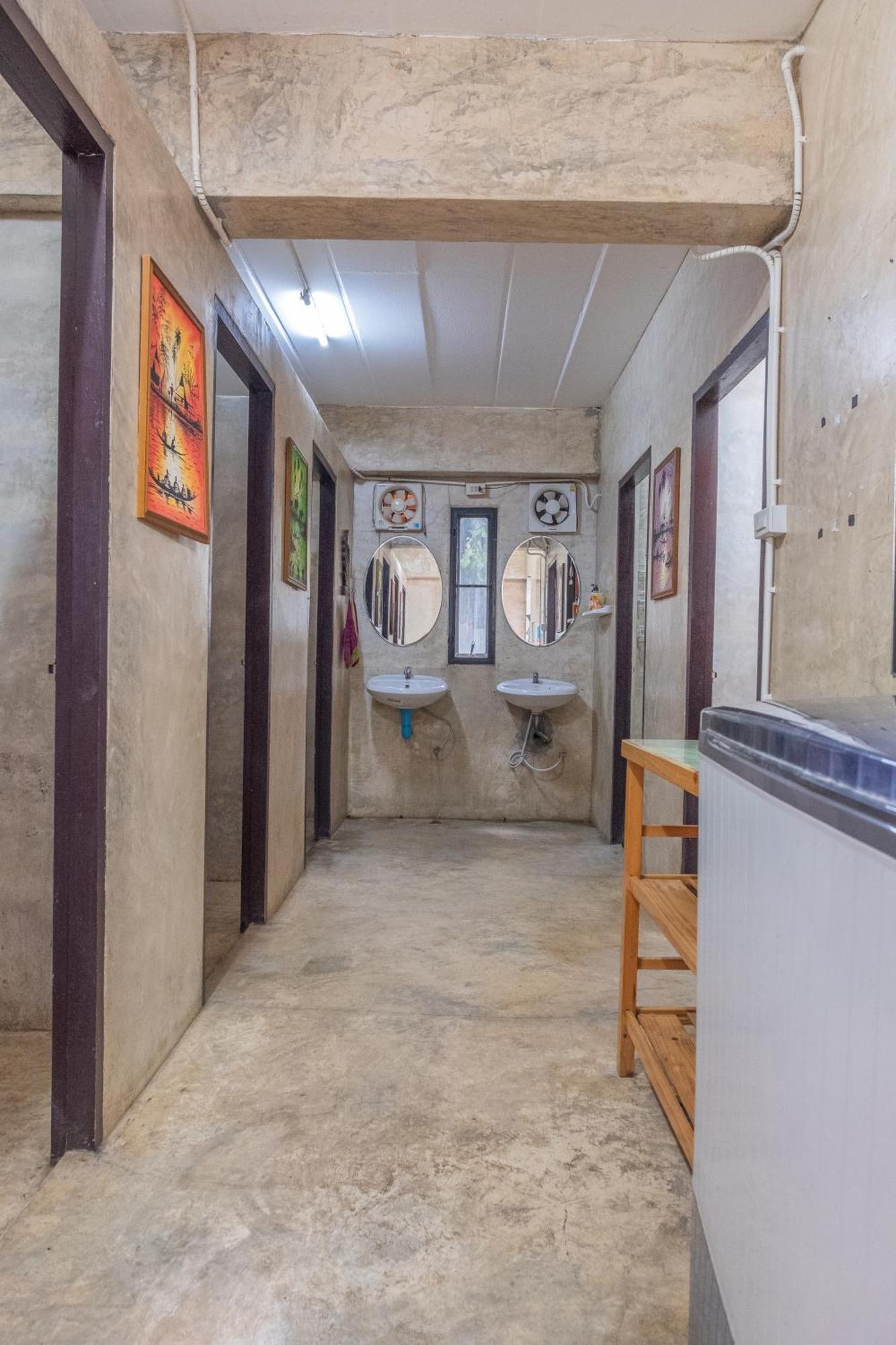 Happy House Backpackers Pai Exterior foto