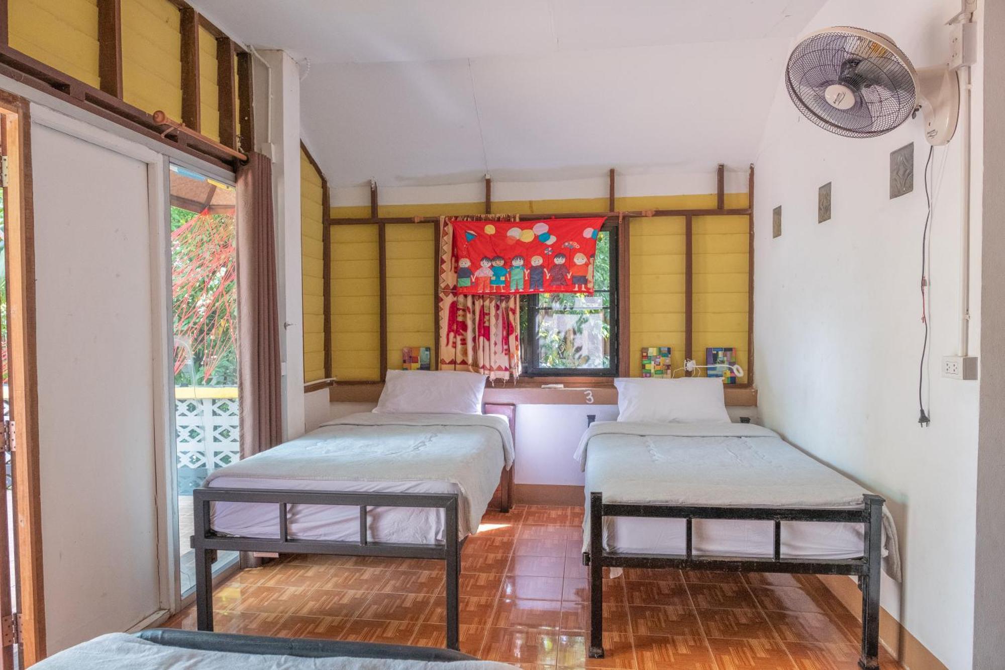 Happy House Backpackers Pai Exterior foto