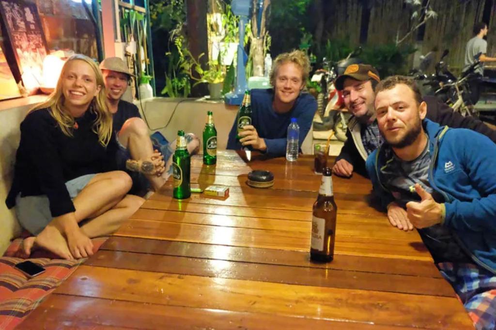 Happy House Backpackers Pai Exterior foto